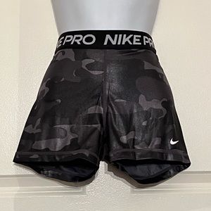 Nike Pro Shorts Sz: M